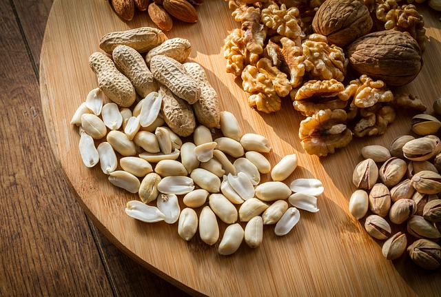 can i eat nuts during pregnancy