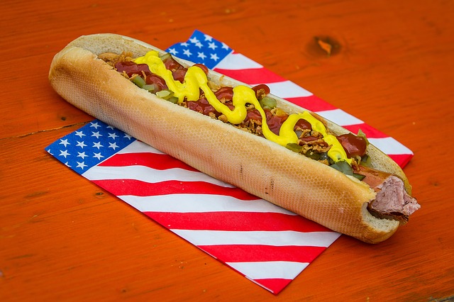 is it safe to eat hot dogs during pregnancy experts explain on is hot dogs bad for pregnancy