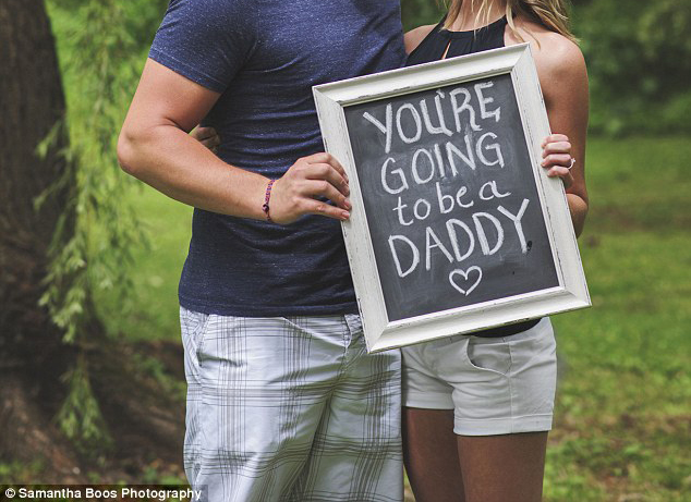 pregnancy announcement idea