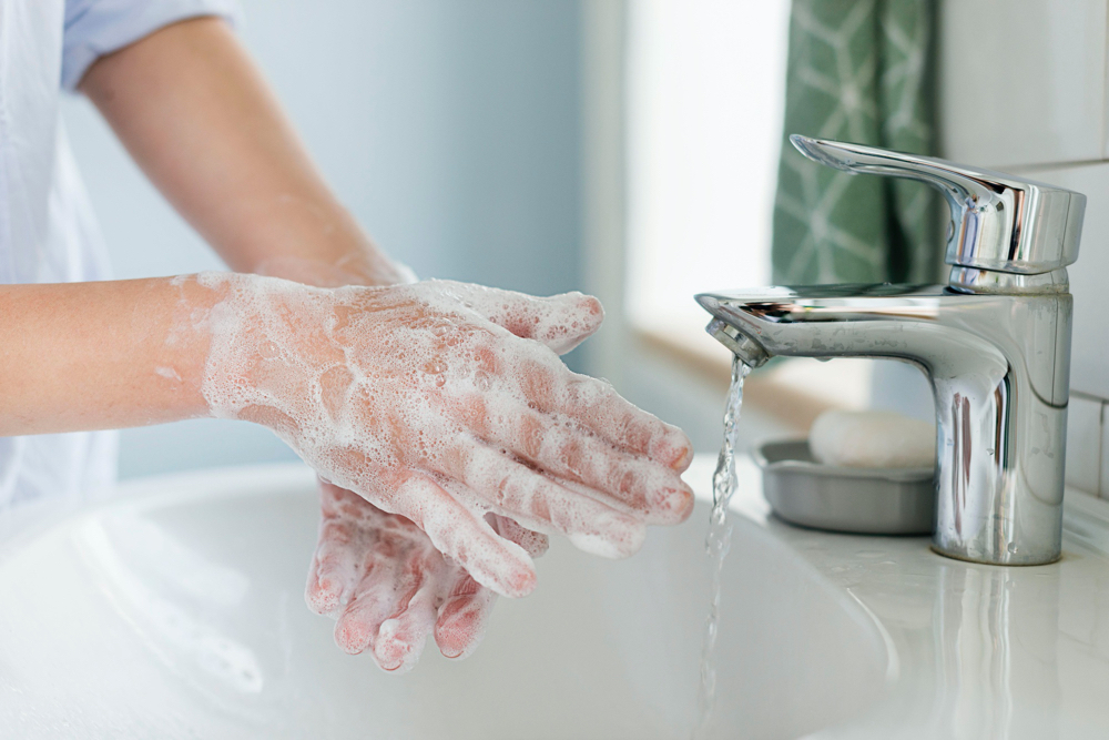 wash hands before touching the baby